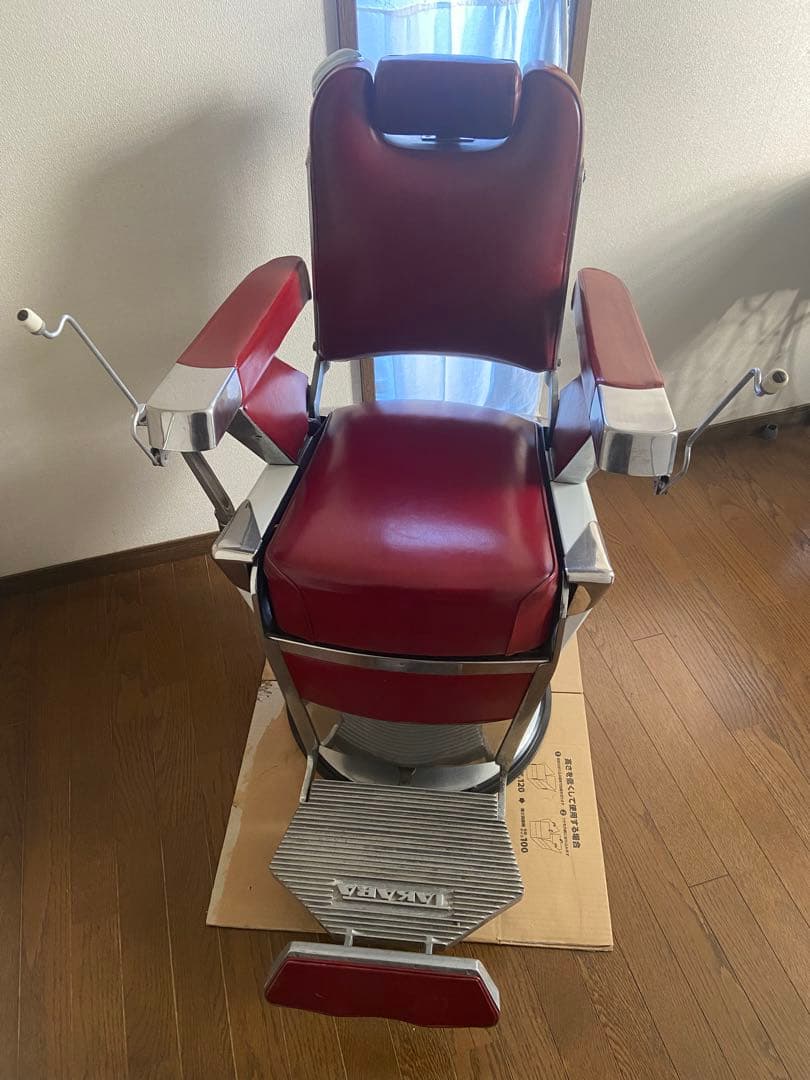 タカラベルモント 理容椅子 barber 昭和レトロ　床屋 美容室 純喫茶 銭湯