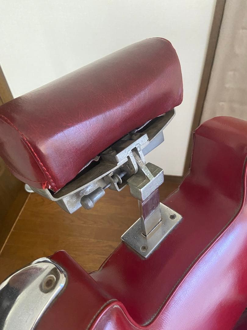 タカラベルモント 理容椅子 barber 昭和レトロ　床屋 美容室 純喫茶 銭湯