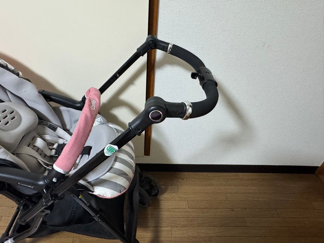 Combi ベビーカー グレー ピンク ストライプ3.18日迄値下げ