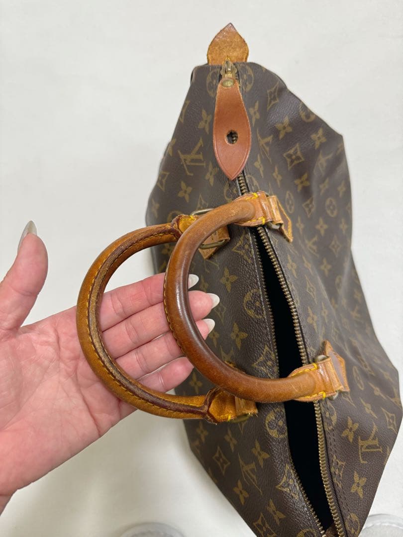 Louis Vuitton モノグラムバッグ　ルイ・ヴィトン　スピーディー 30