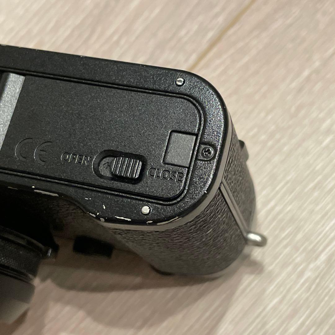 富士フイルム　X100f ブラック