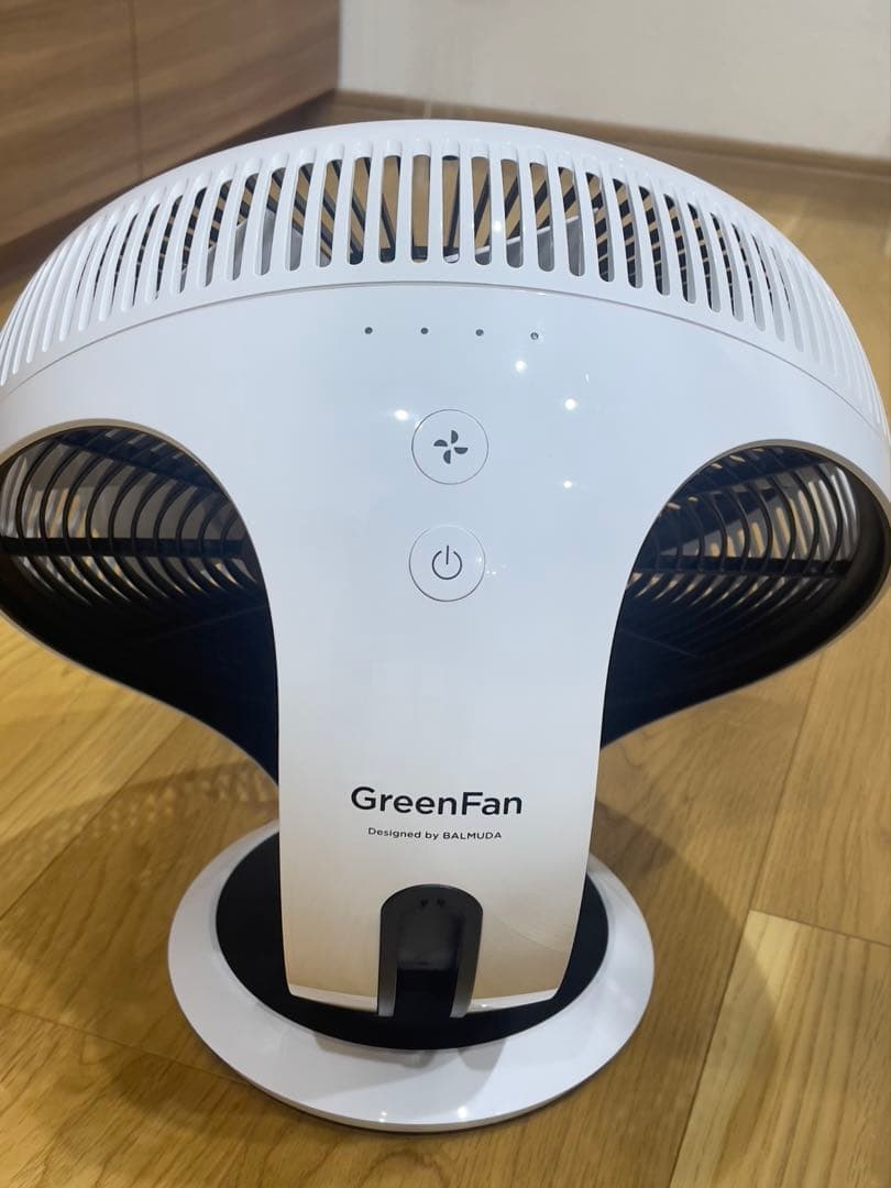 【新品2025年製】バルミューダ　サーキュレーター　扇風機
