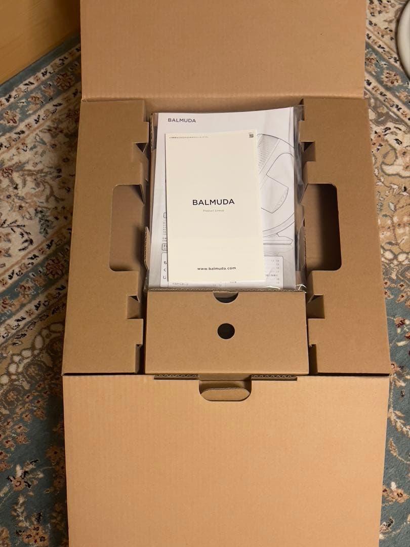 【新品2025年製】バルミューダ　サーキュレーター　扇風機
