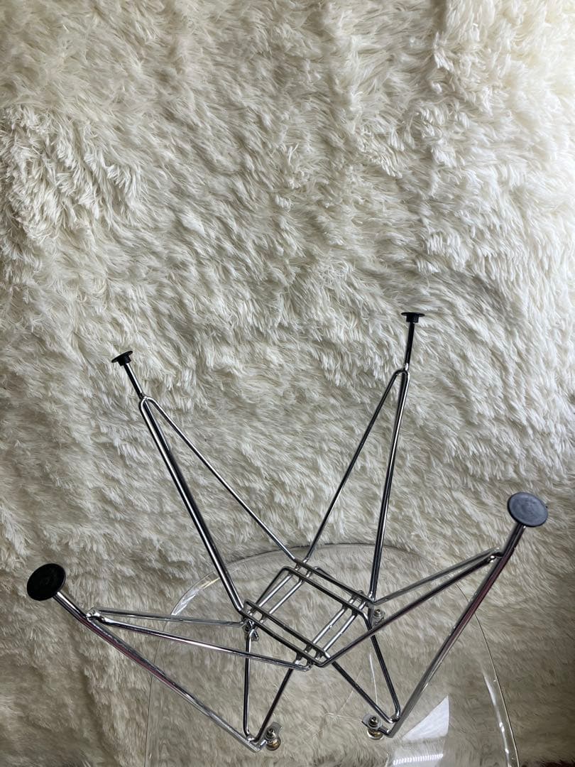 透明　アクリル製　ミッドセンチュリーデザイン　　チェア　椅子　脚クローム　モダン