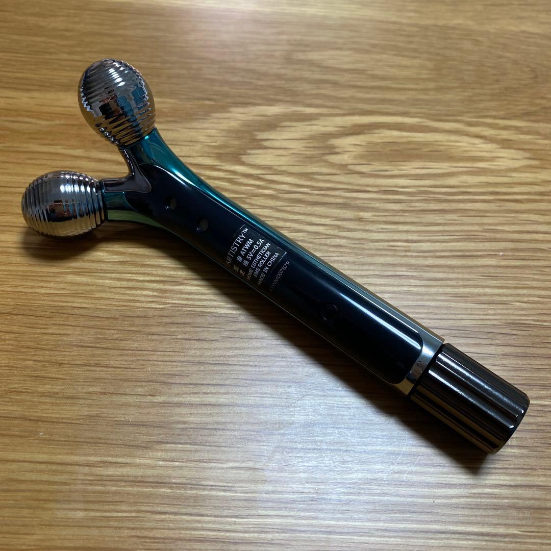 ARTISTRY EMS美顔ローラー