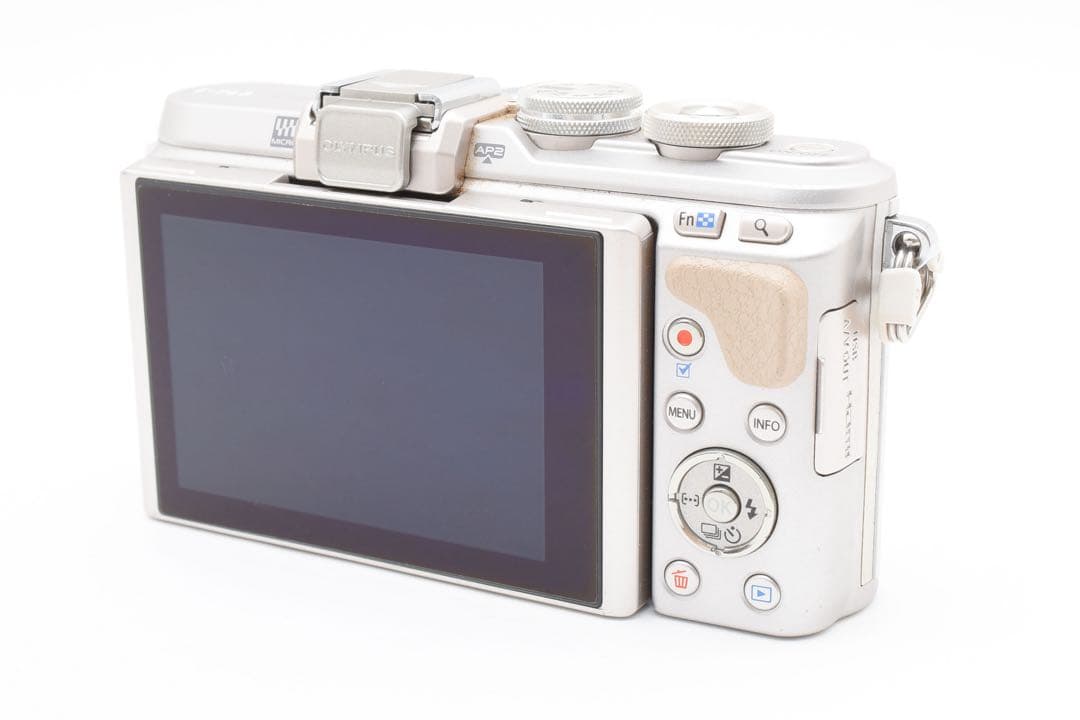 【美品】オリンパス OLYMPUS PEN E-PL8 ダブルズームキット