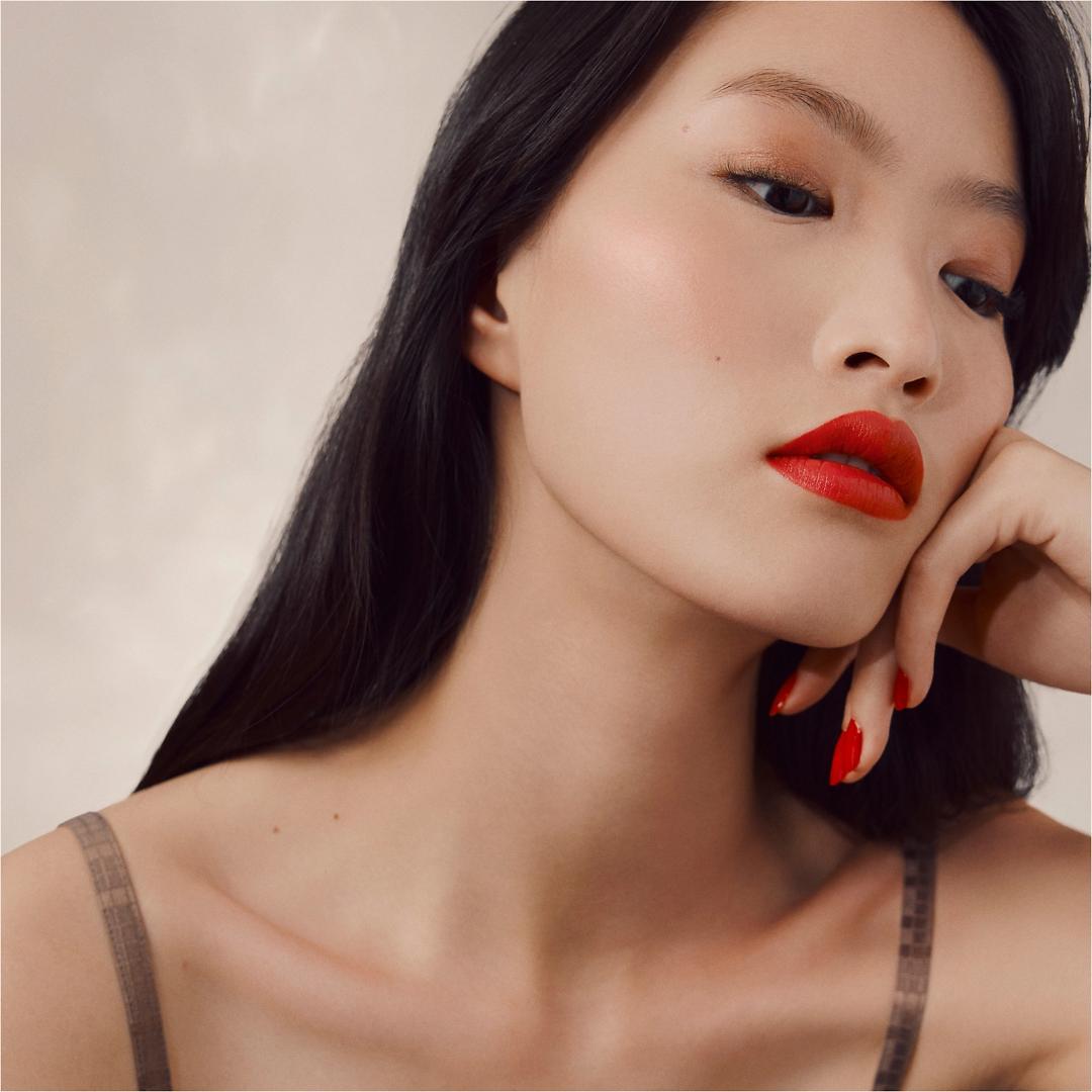 HERMES パウダー 24 フォーブル フェイス＆アイ イルミネーター 限定品