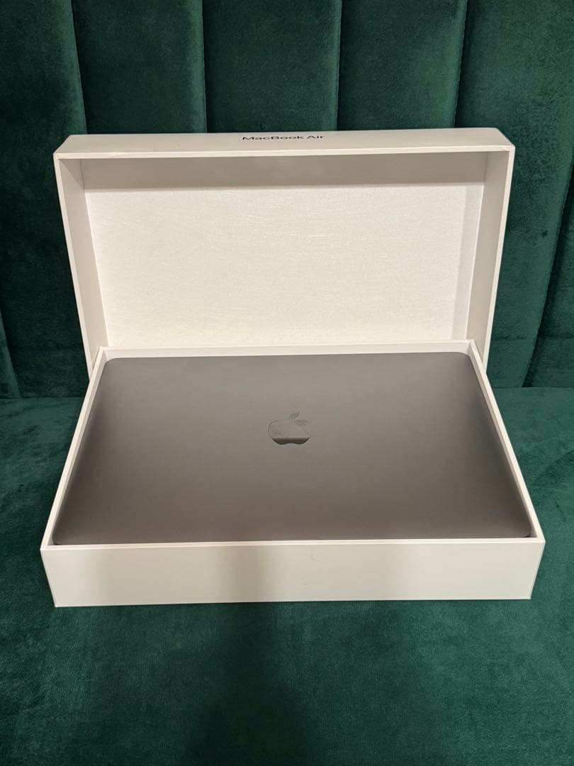 美品　MacBook Air 2020 M1 スペースグレイ　8GB 256GB