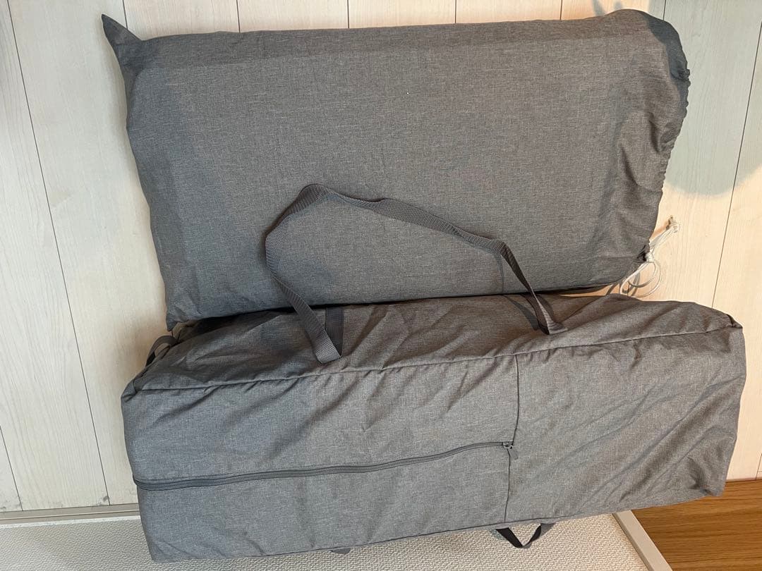 【美品】カトージ　KATOJI　ポータブルベビーベッド　オムツ台付