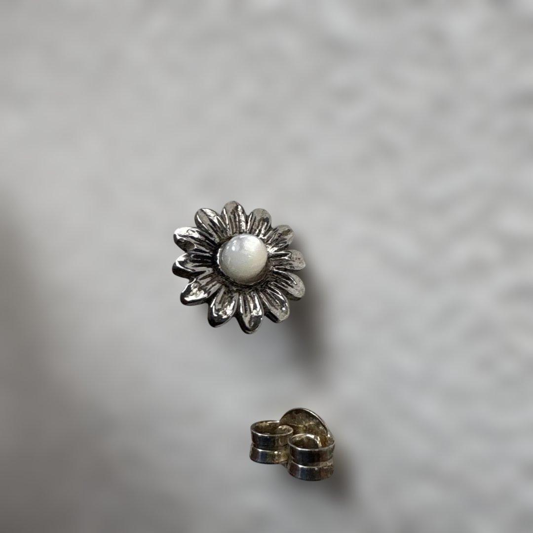 ✨️GUCCI earring✨️グッチピアス SV925 フラワー 花 片耳
