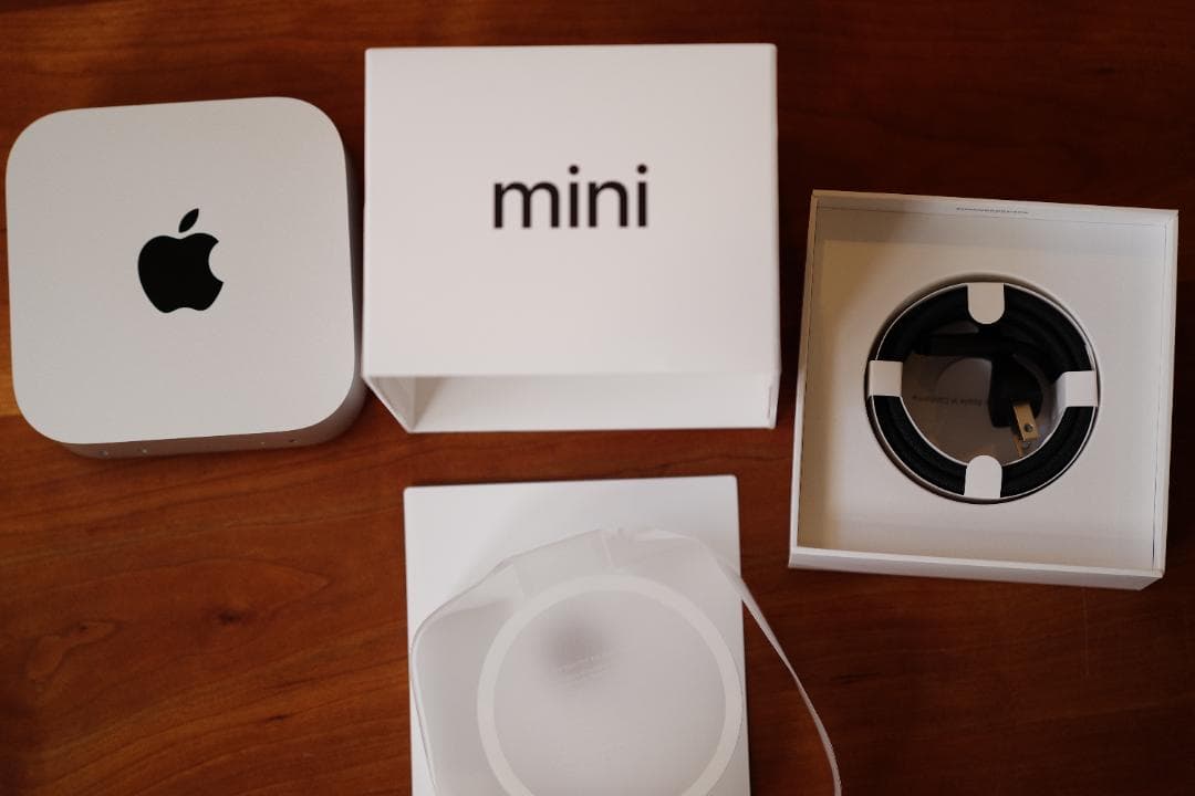 M4 Mac mini 16GBメモリ 256GB SSD