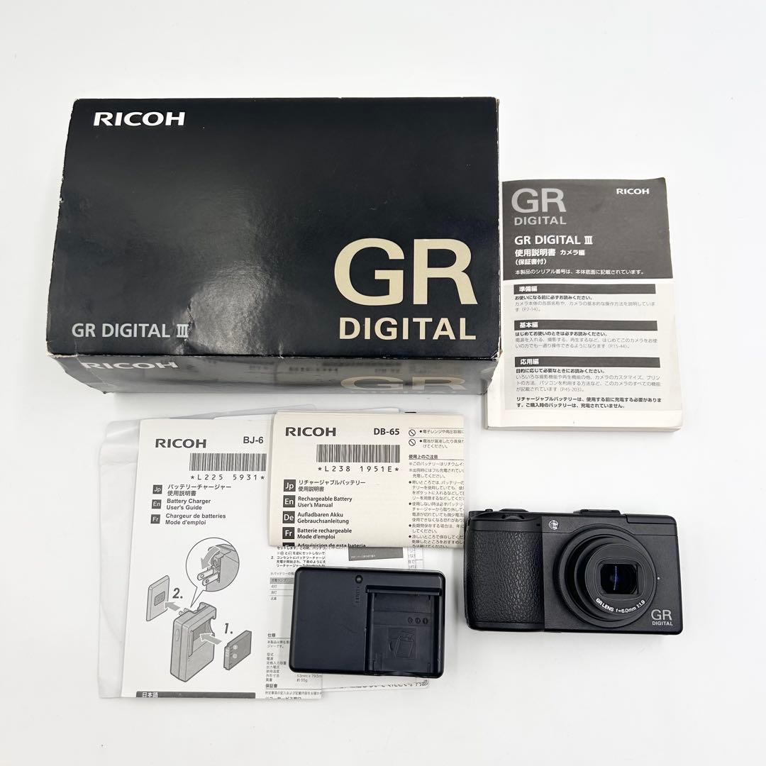 美品　RICOH GR DIGITAL III デジタルカメラ デジカメ