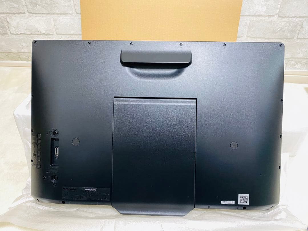 Panasonic プライベート ビエラ UN-19CF9