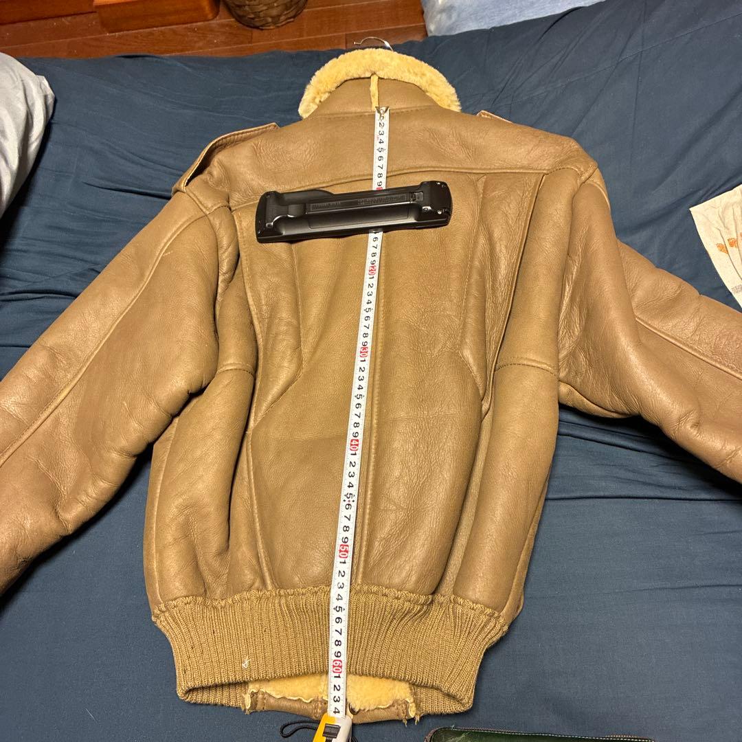 羊裏革ブラウン レザージャケット 内側は革付き羊毛そのまま。ニュージーランド製。