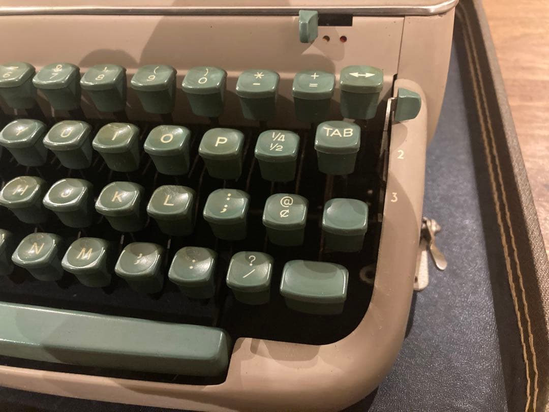 Remington Quiet-Riter タイプライター