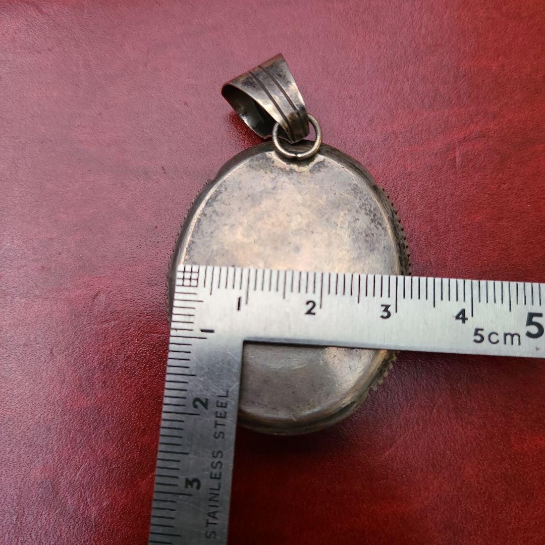 おおぶり28g 希少ホワイトバッファロー ペンダントトップ