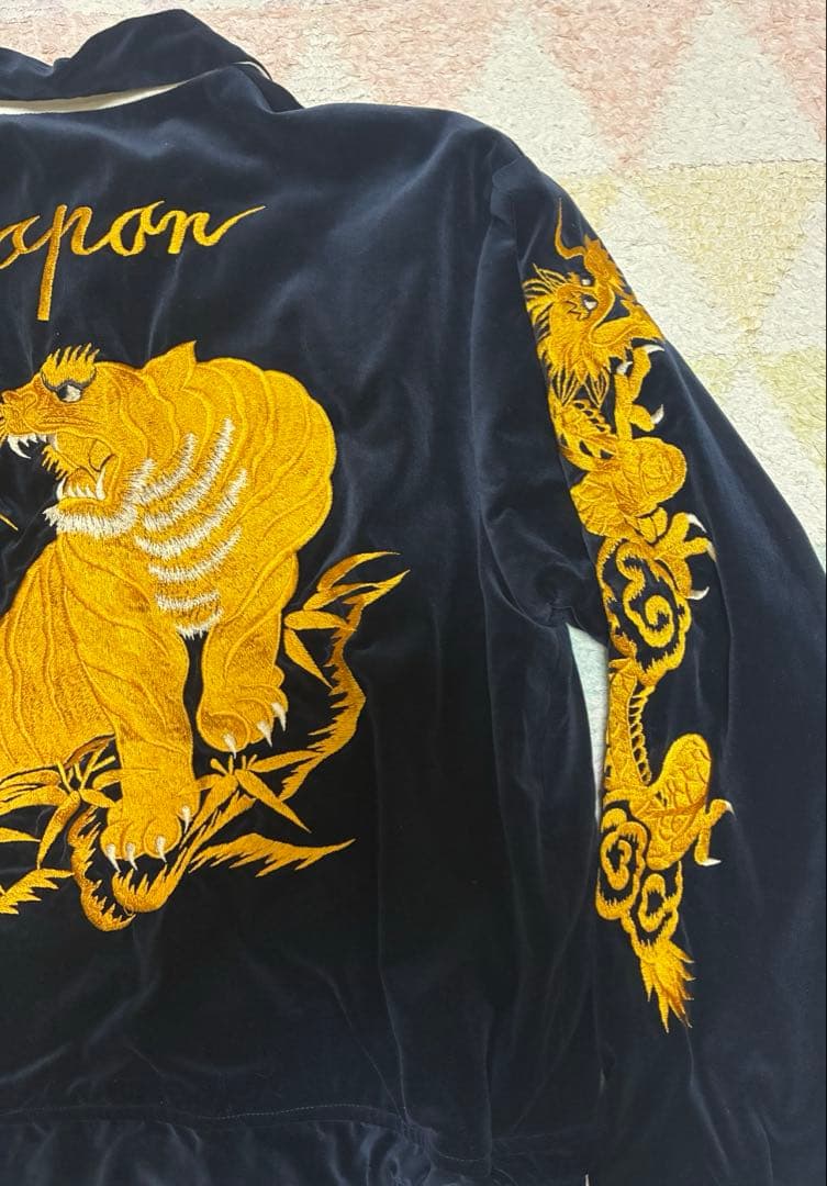 港商　スペシャル　金虎　襟付き　別珍×サテン　中サイズ