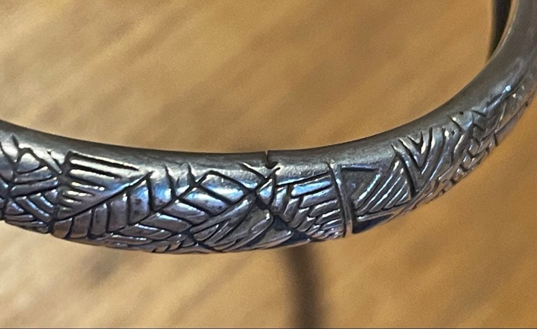 ROSH シェイクハンズバングル rd43 シルバー 専用箱入り ブレスレット