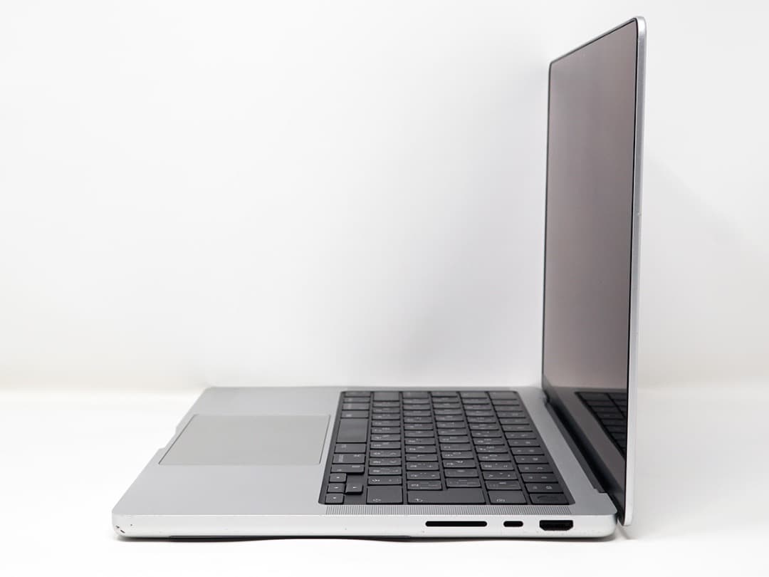 MacBook Pro 14インチ M1Pro RAM16GB SSD512GB