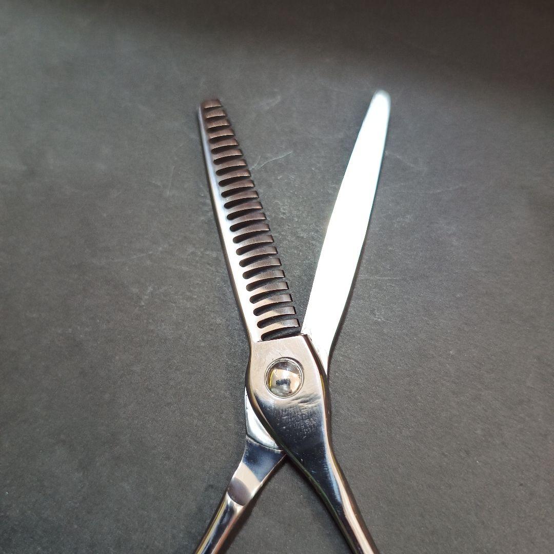 ほぼ新品　すき率約35％　VG10 プロ用　セニング　スキバサミ理容　美容