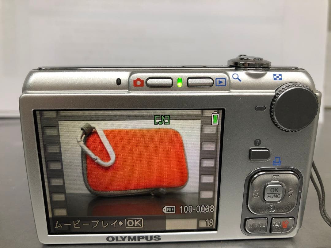 OLYMPUS FE-320 デジタルカメラ