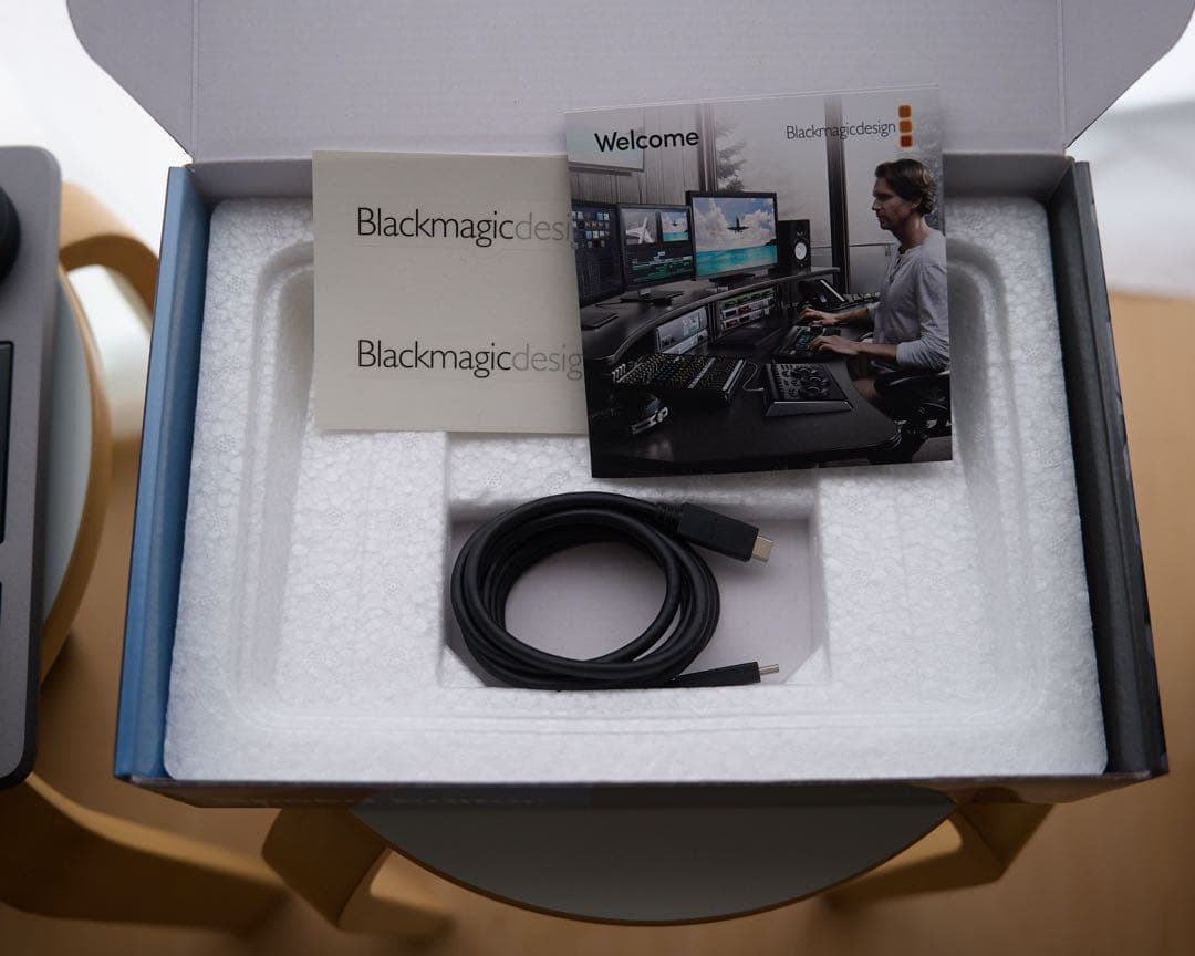 DaVinci Resolve Speed Editor (ライセンス付き)