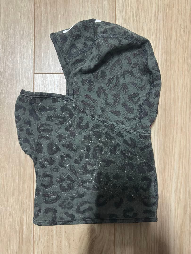 小物 Supreme Heat Reactive Balaclava Leopard