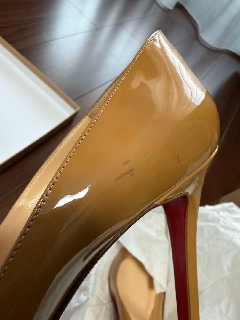 Christian Louboutin ハイヒール ベージュ　36.5