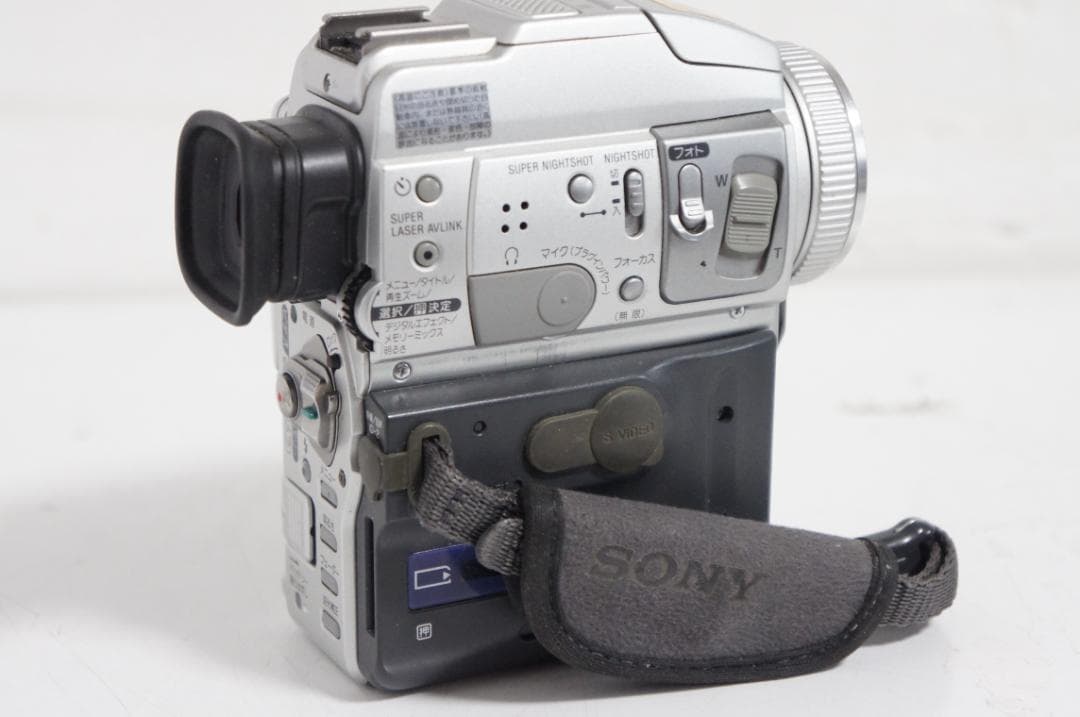 動作美品★DCR-PC110 SONY MiniDVビデオカメラ 0128