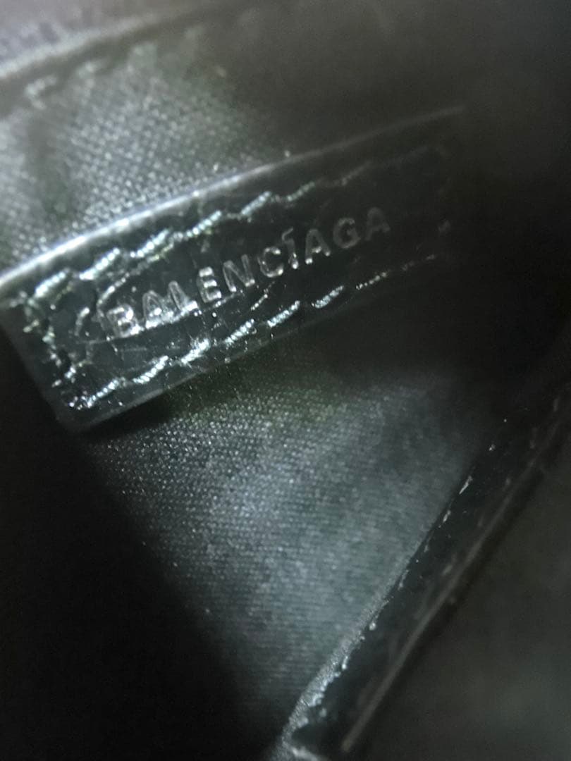 『最終値下げ』BALENCIAGA ル カーゴル ケース graffiti