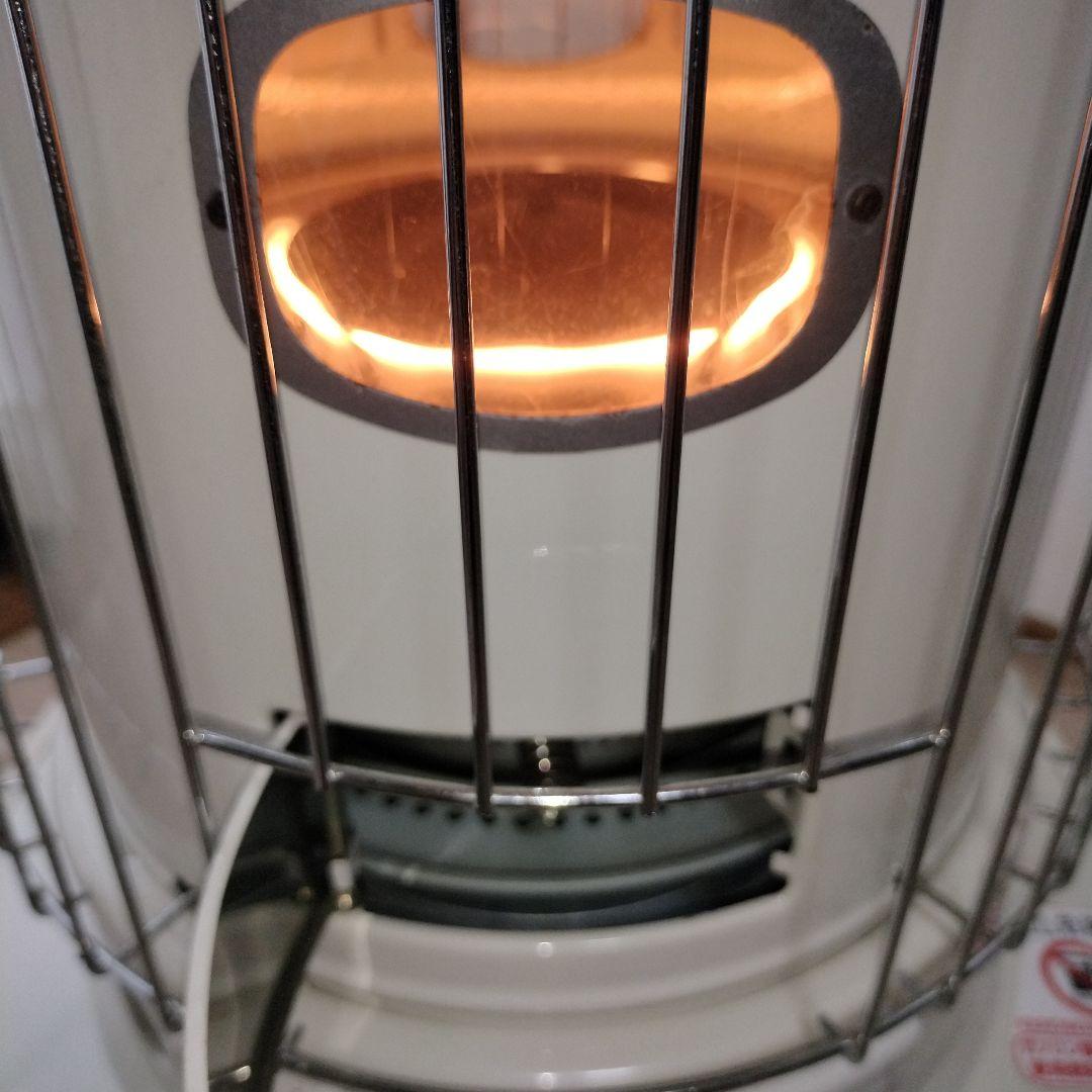 18畳〜23畳　強力暖房　CORONA　対流型石油ストーブ遠赤外線炎筒　ホワイト