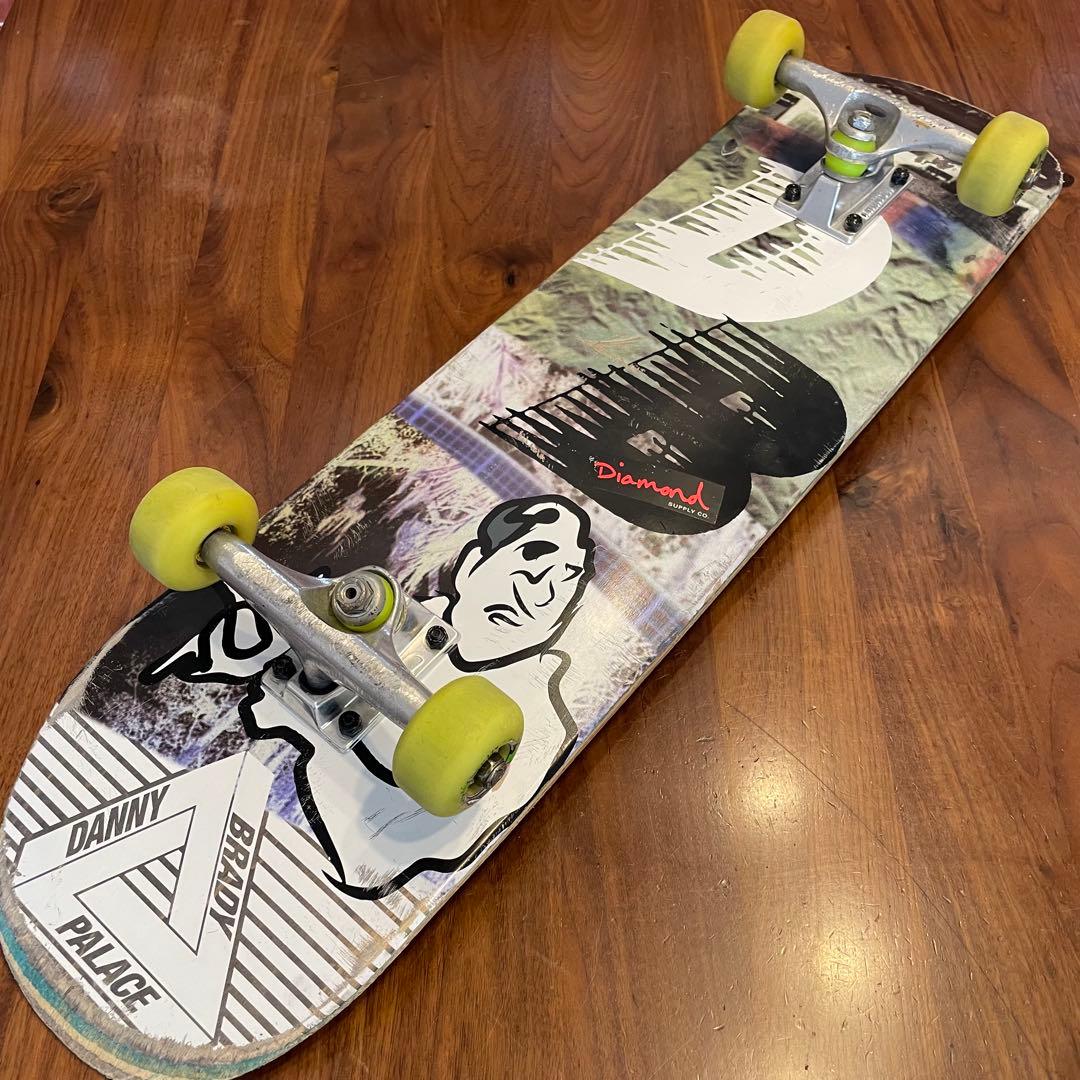 パレス　スケートボード　スケボー　コンプリート　スピットファイア　サンダー