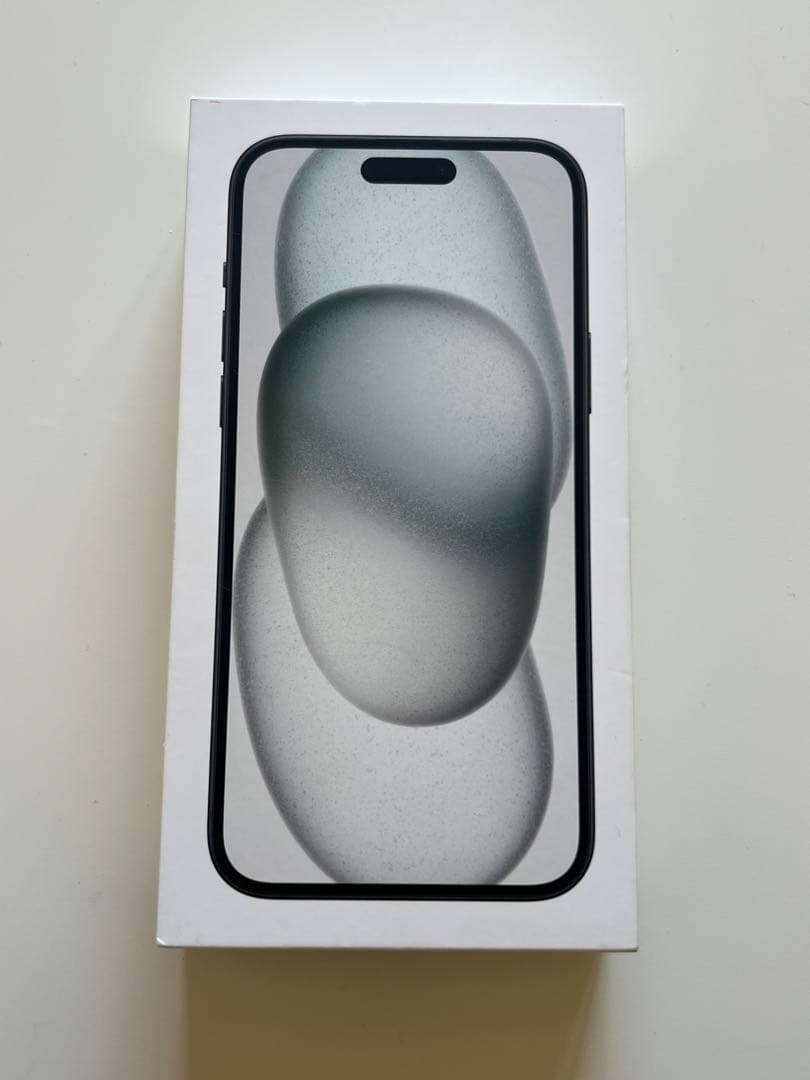 美品Apple iPhone 15 Plus ブラック 128gb 保険期間あり