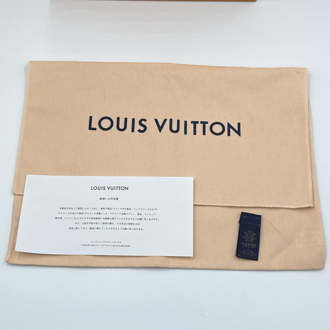 ルイヴィトン M7050L キャップLVアイコニック キャップ