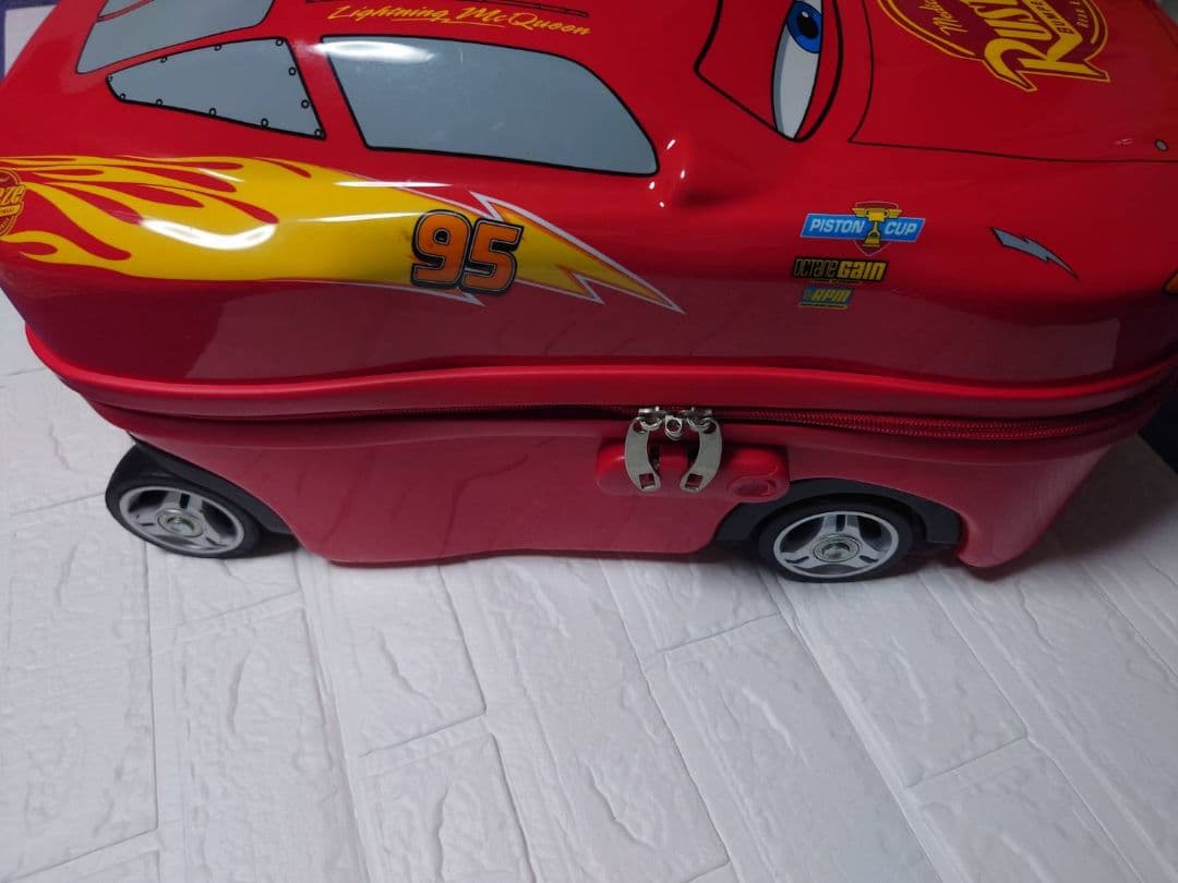 CARS ライトニング・マックイーン キャリーケース／スーツケース
