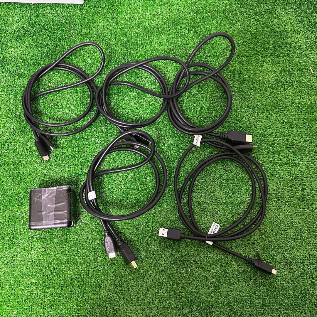 15.6インチ デュアルモバイルモニター 本体