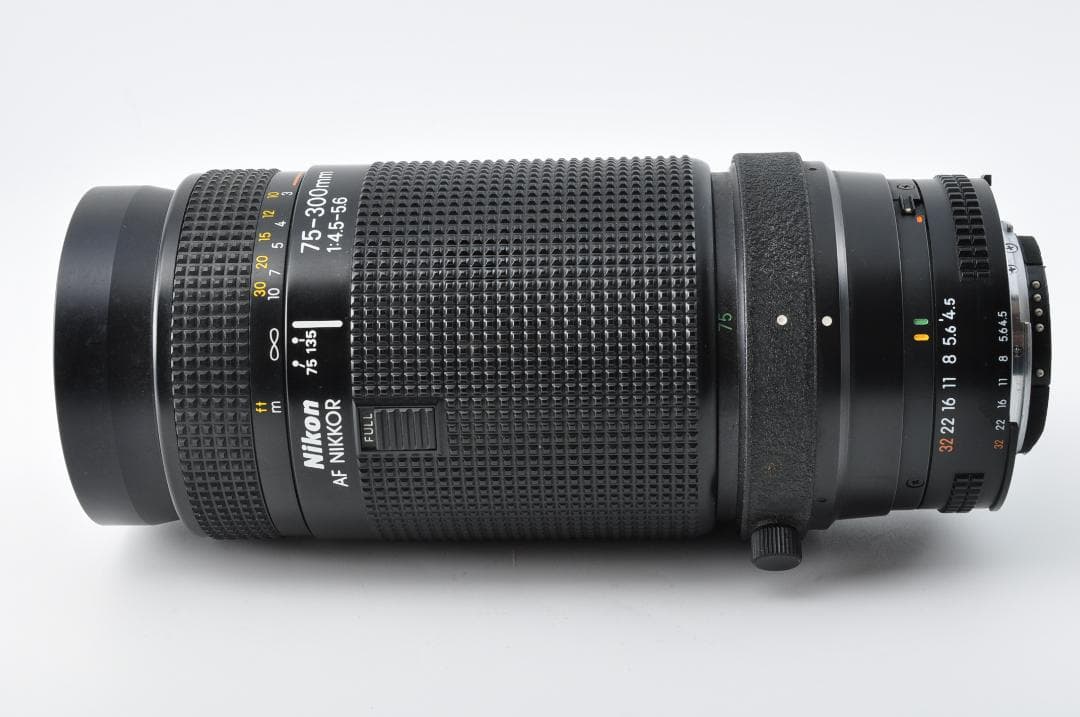 Nikon ニコン AF Nikkor 75-300mm F/4.5-5.6