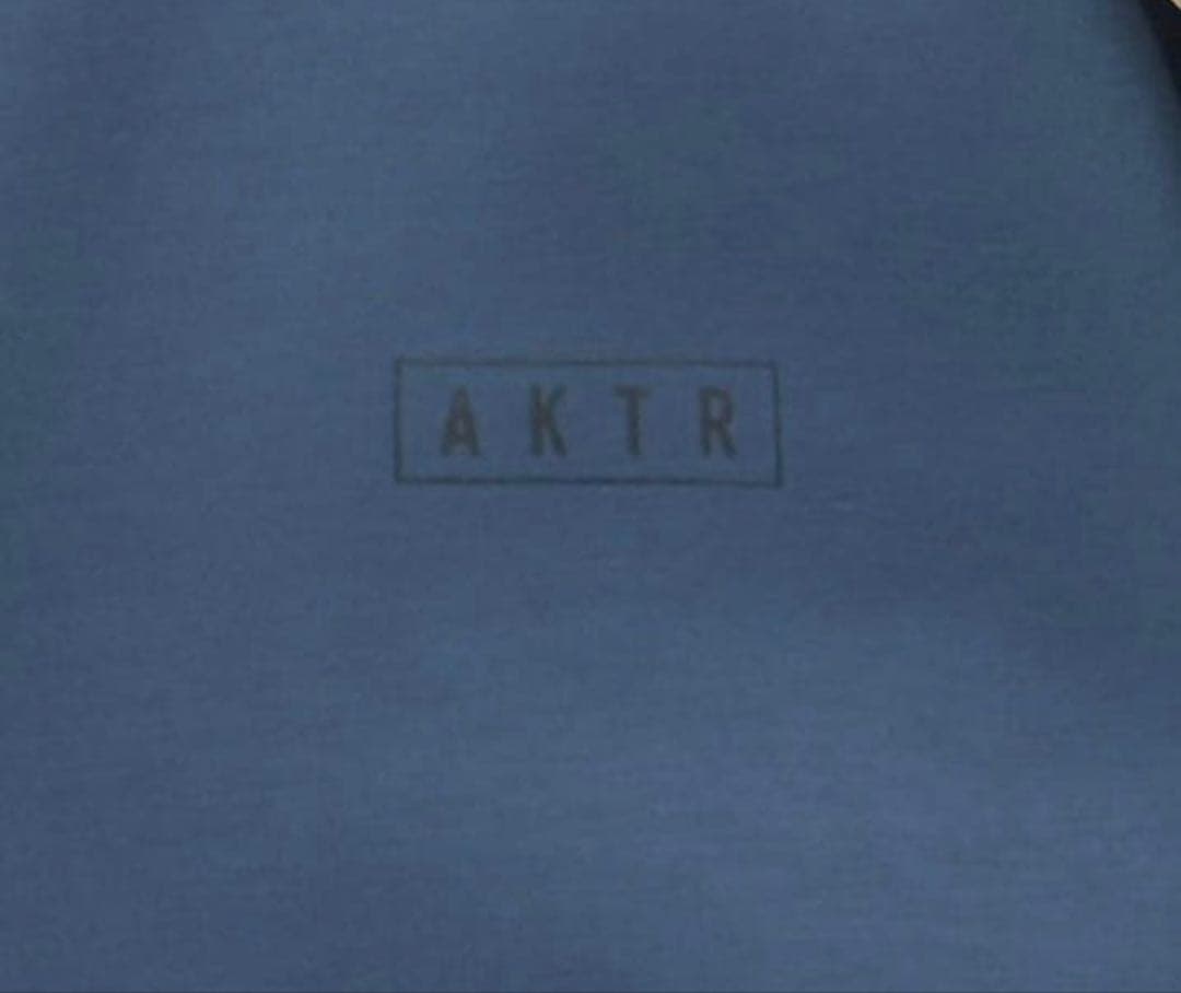 美品　アクター aktr ウォームエアテックセットアップ