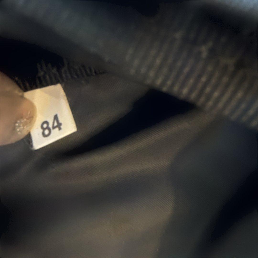 美品　正規品　PRADA ボディバッグ ブラック