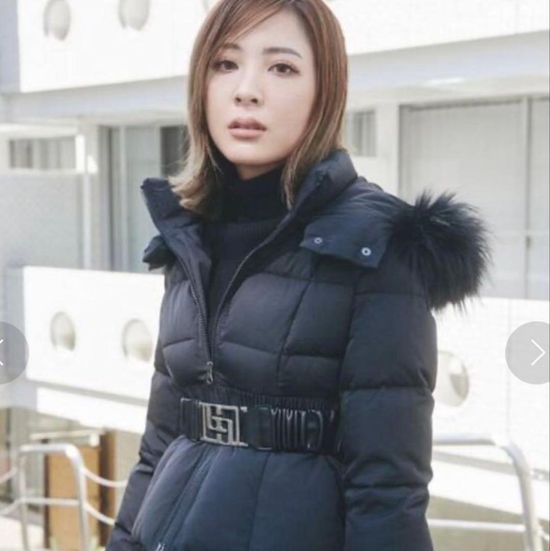 GYDAブラックショートダウンジャケットベルト付き