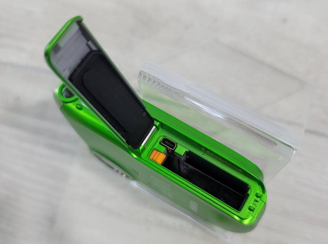 【美品】FUJIFILM デジタルカメラ FinePix Z33WP グリーン