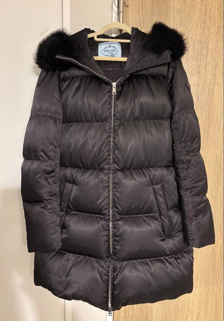 PRADA プラダ　ダウンコート　ジャケット　ファー　岡部あゆみ　黒　36サイズ