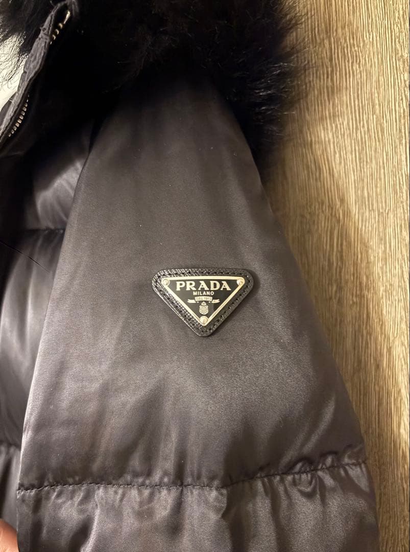PRADA プラダ　ダウンコート　ジャケット　ファー　岡部あゆみ　黒　36サイズ