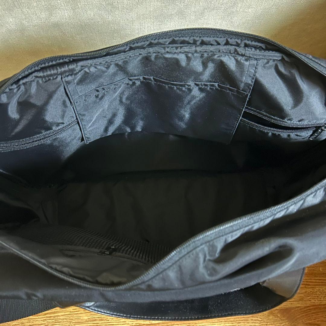 激レア サンリオ ハローキティ ボストンバッグ トラベルバッグ 黒 旅行 鞄