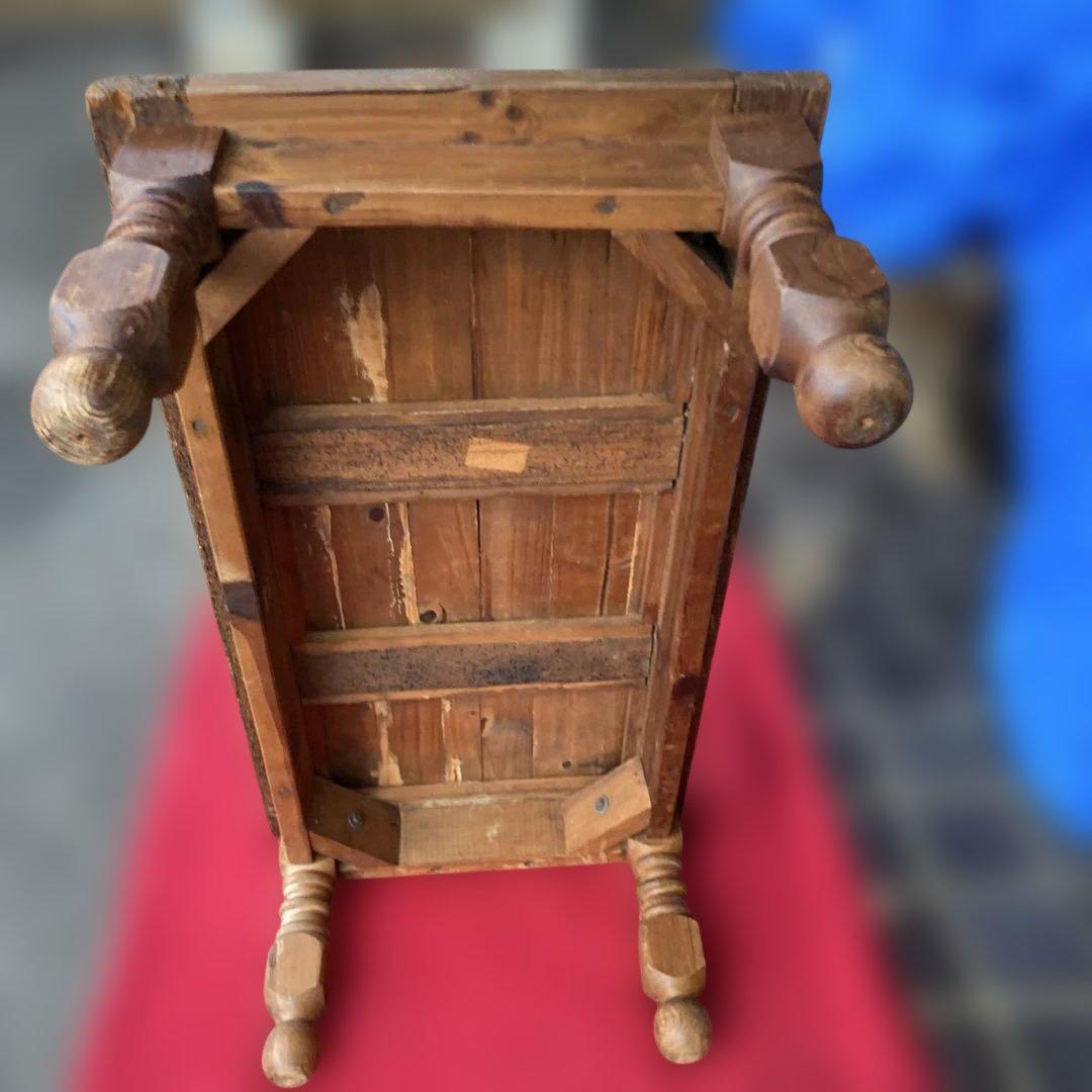 アンティーク　木製 小型　ナチュラルウッドの机