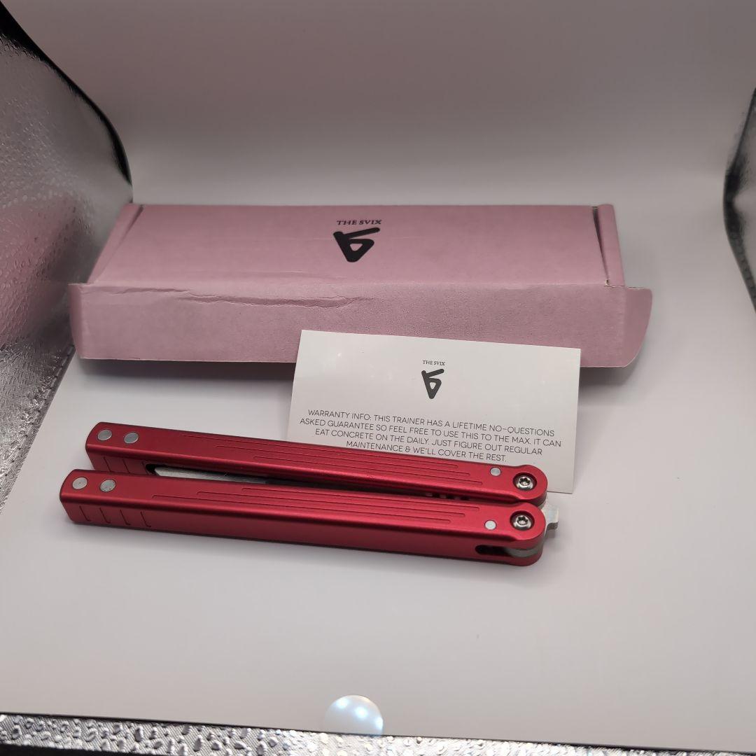 svix zephyr v4.5　バタフライナイフ　トレーナー