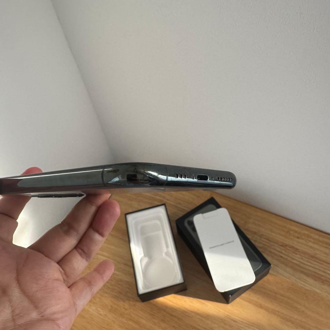 Apple iPhone 11 Pro ミッドナイトグリーン [マイク不良]