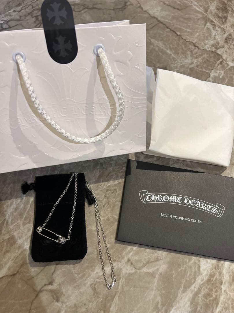 【新品未使用】クロムハーツ　セーフティーピンネックレス18インチ　1Pダイヤ