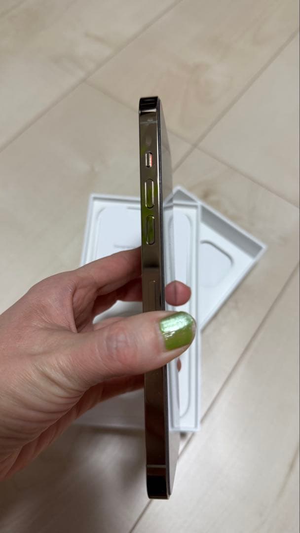 値下げ！Apple iPhone 14 Pro maxゴールド 84%