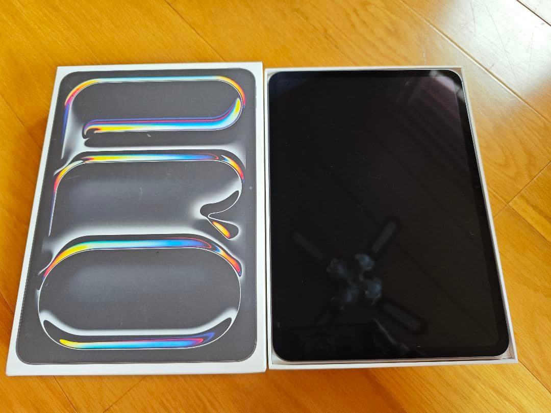 Apple iPad Pro 11インチM4 保証残あり　バッテリー100％